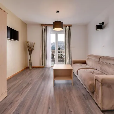 Dosen 3* Baška