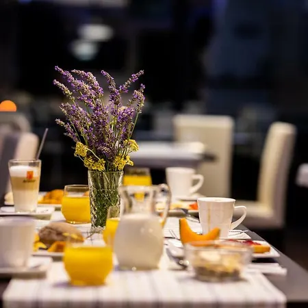 Dosen Couette-café 3*