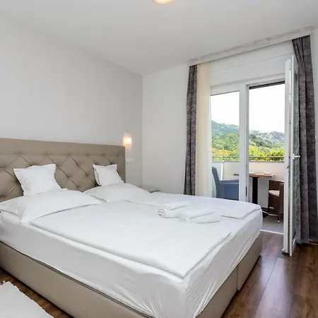 Bed and Breakfast Dosen V