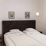 Bed & Breakfast Dosen Baška